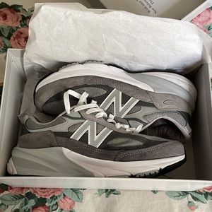 New Balance 990v6 Grey